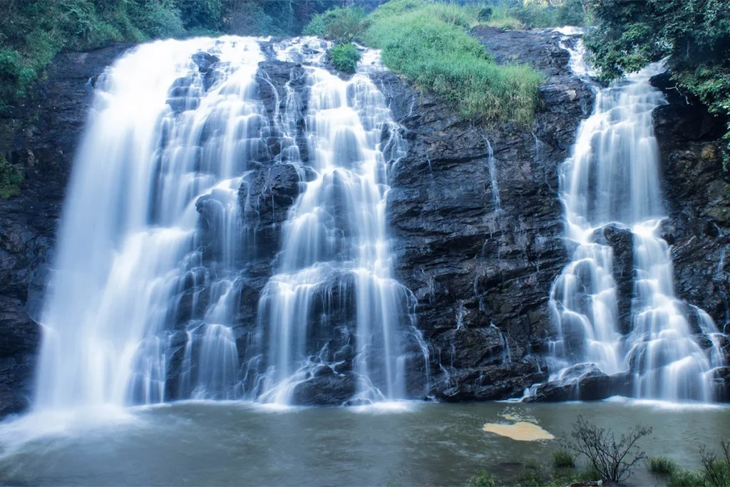 Bangalore to Madikeri taxi
